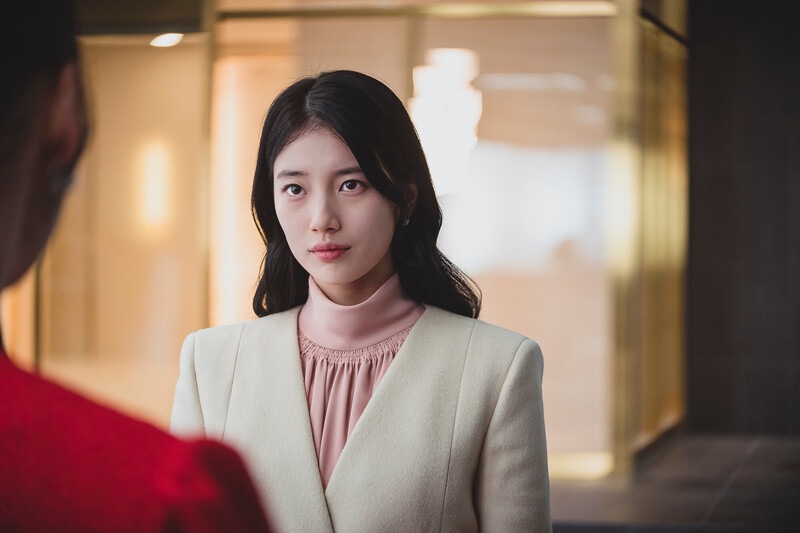 220710 SOOP Naver Post - Bae Suzy - 'Anna' Behind the Scenes documents 6