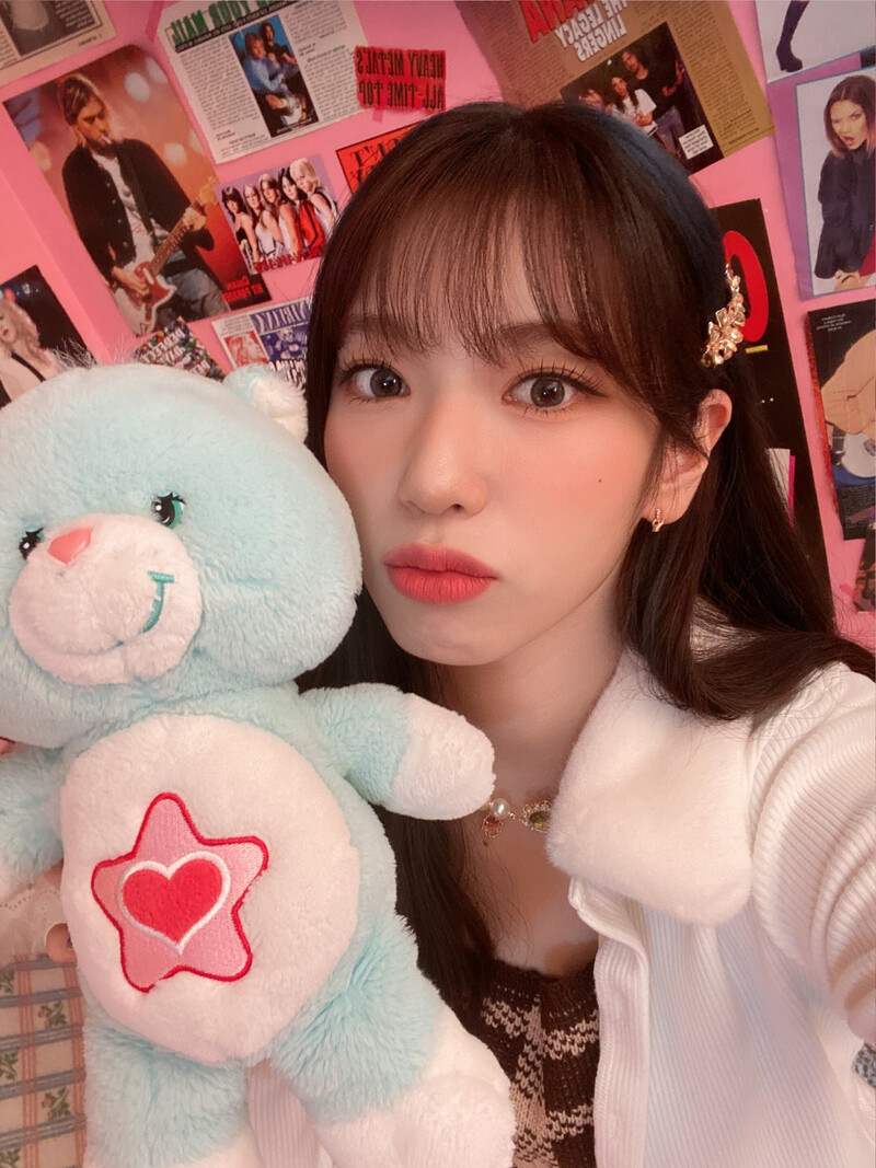 230201 Rocket Punch Weverse Update - Suyun documents 2