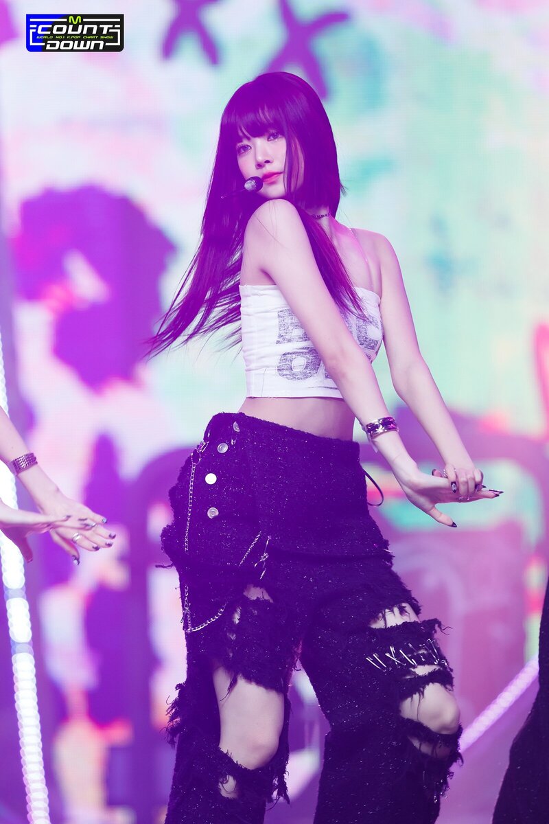 230530 Eunchae "Eve, Psyche, And The Bluebeardswife"  at M Countdown documents 2