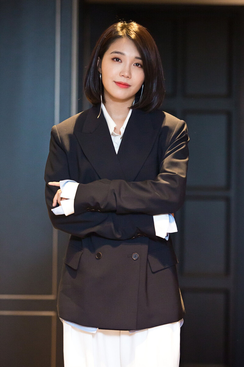 190522 Apink EUNJI for 0.0MHz Movie Interview documents 1