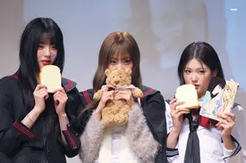 241220 izna Yoon Jiyoon, Koko & Choi Jungeun at Soundwave Fansign