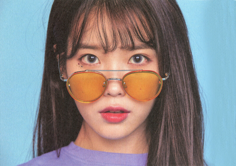 IU - 2018 Season's Greetings [SCANS] documents 2