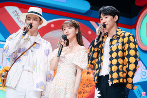 220410 MC YEONJUN, SEO BUM JUNE and NOH JEONG UI at INKIGAYO