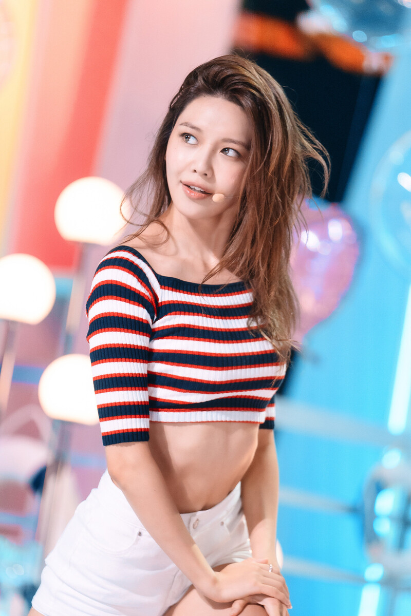 Girls' Generation Sooyoung - 'FOREVER 1' at Inkigayo documents 10