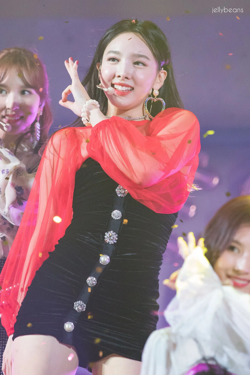 Nayeon812_1.jpg