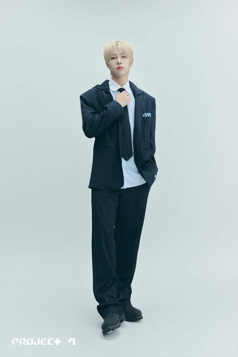 Kim Hyunwoo PROJECT7 Profile Photos documents 4