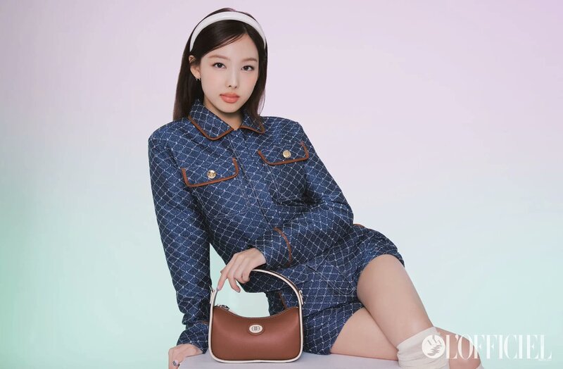 NAYEON x BONIA for L'Officiel Malaysia - February 2024 Issue documents 7