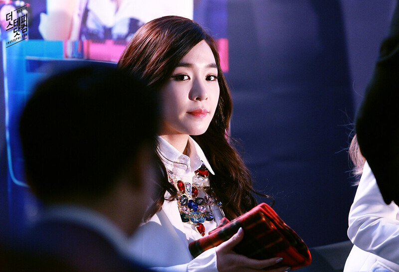 140314 Girls' Generation Tiffany at Mr. Mr. fansign documents 1