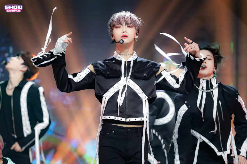 210319 ATEEZ Performing "Fireworks (I'm the One) on Show Champion | Naver Update documents 5