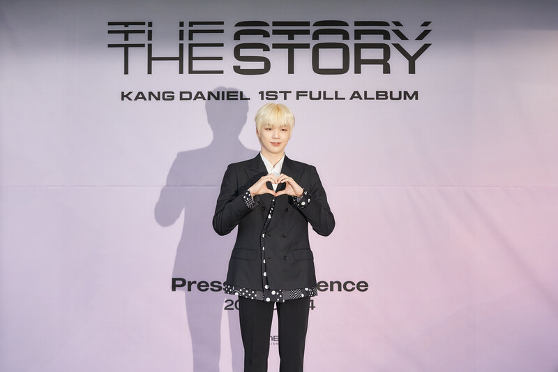 220524 KANG DANIEL- 'THE STORY' Showcase documents 1