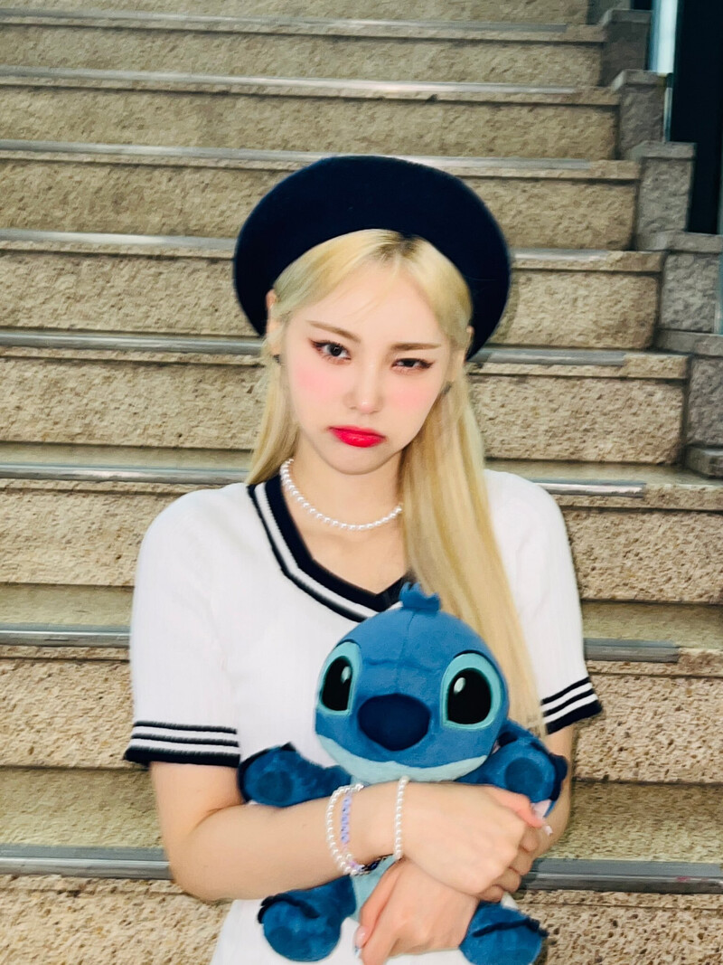 220702 LOONA Twitter Update - JinSoul documents 9