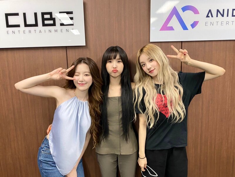 230708 - (G)I-DLE Japan Twitter Update documents 1
