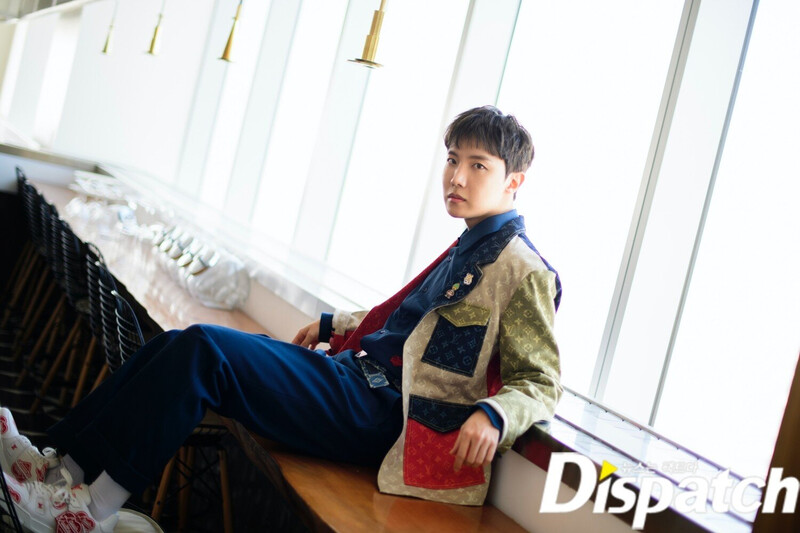 J-HOPE for 'THE ROAD TO JINGLE BALL' Photoshoot by DISPATCH documents 4