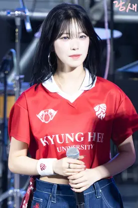 240925 fromis_9 Jiheon - Kyung Hee University Festival