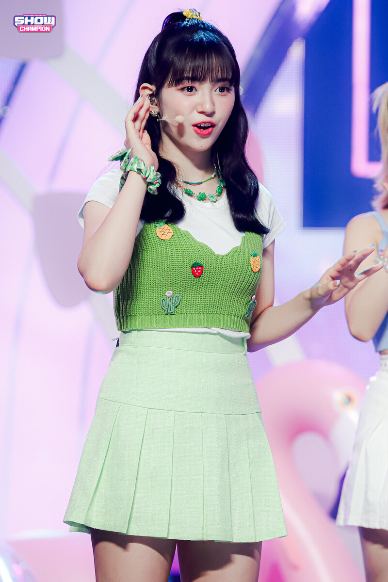 220706 Kep1er - 'Up!' at Show Champion documents 19