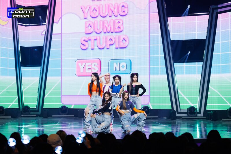 230323 NMIXX - 'Young, Dumb, Stupid' at M COUNTDOWN documents 2