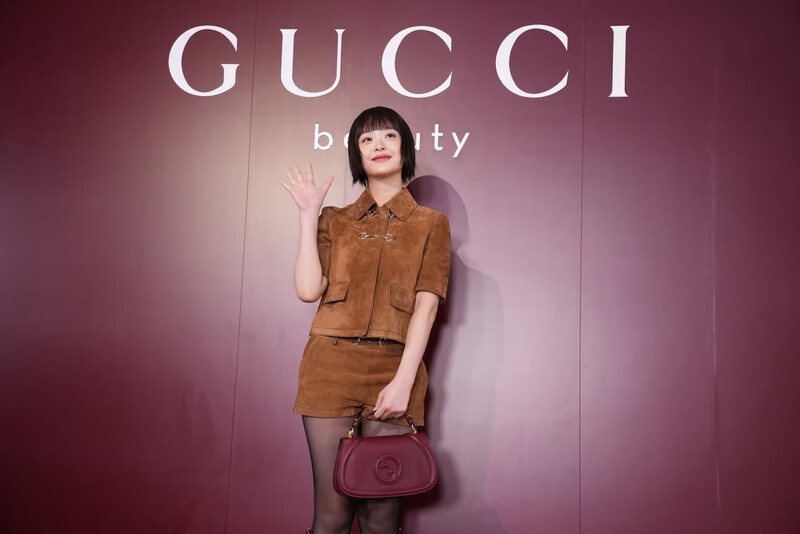 241120 HANNI at the Gucci Beauty Event in Japan documents 11