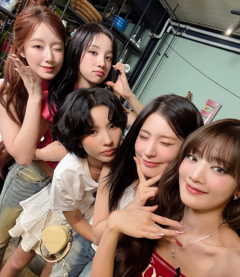 241030 - (G)I-DLE Twitter Update documents 1