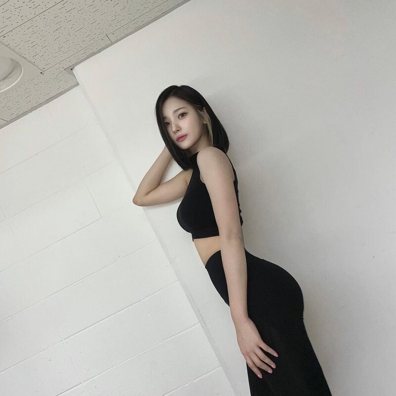 220829 Alice Sohee Instagram Update documents 4