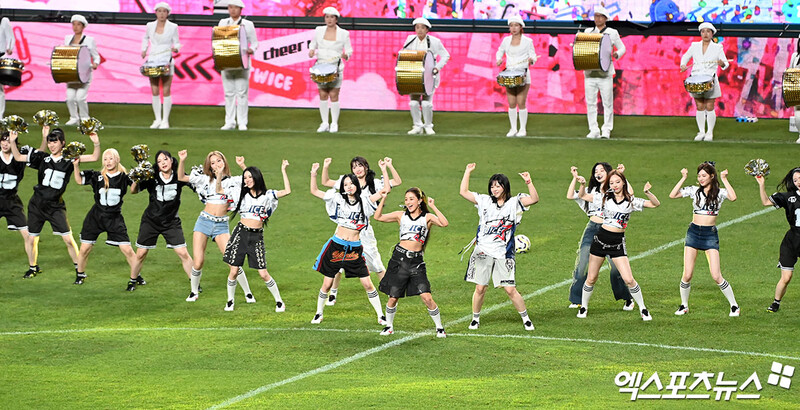 240731 TWICE  at Team K-League vs. Tottenham Hotspur's Halftime Show documents 9