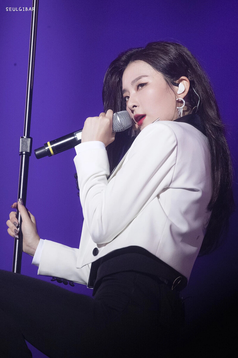 191123-24 La Rouge Day 1 & 2 - Red Velvet Seulgi documents 3