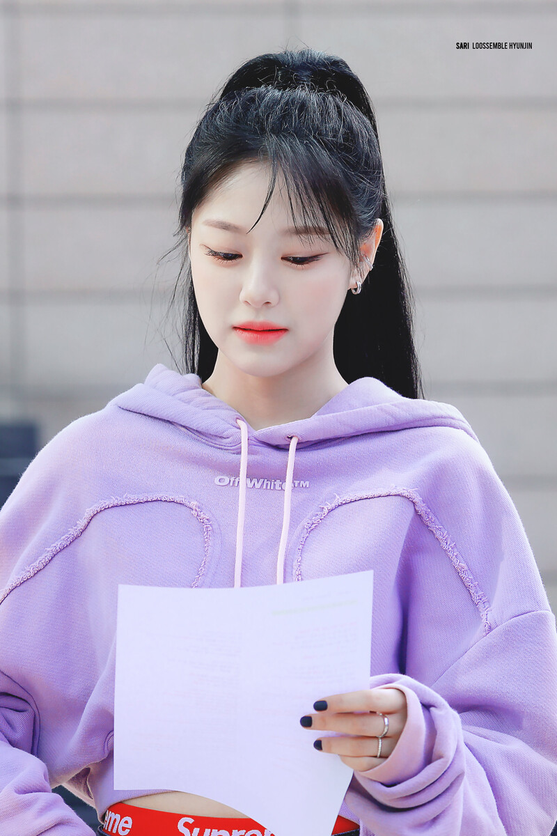 231018 Loossemble HyunJin - Mini Fanmeet documents 2