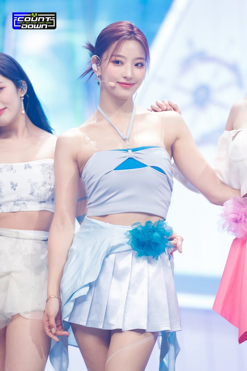 220630 fromis_9 'Stay This Way' at M Countdown documents 14