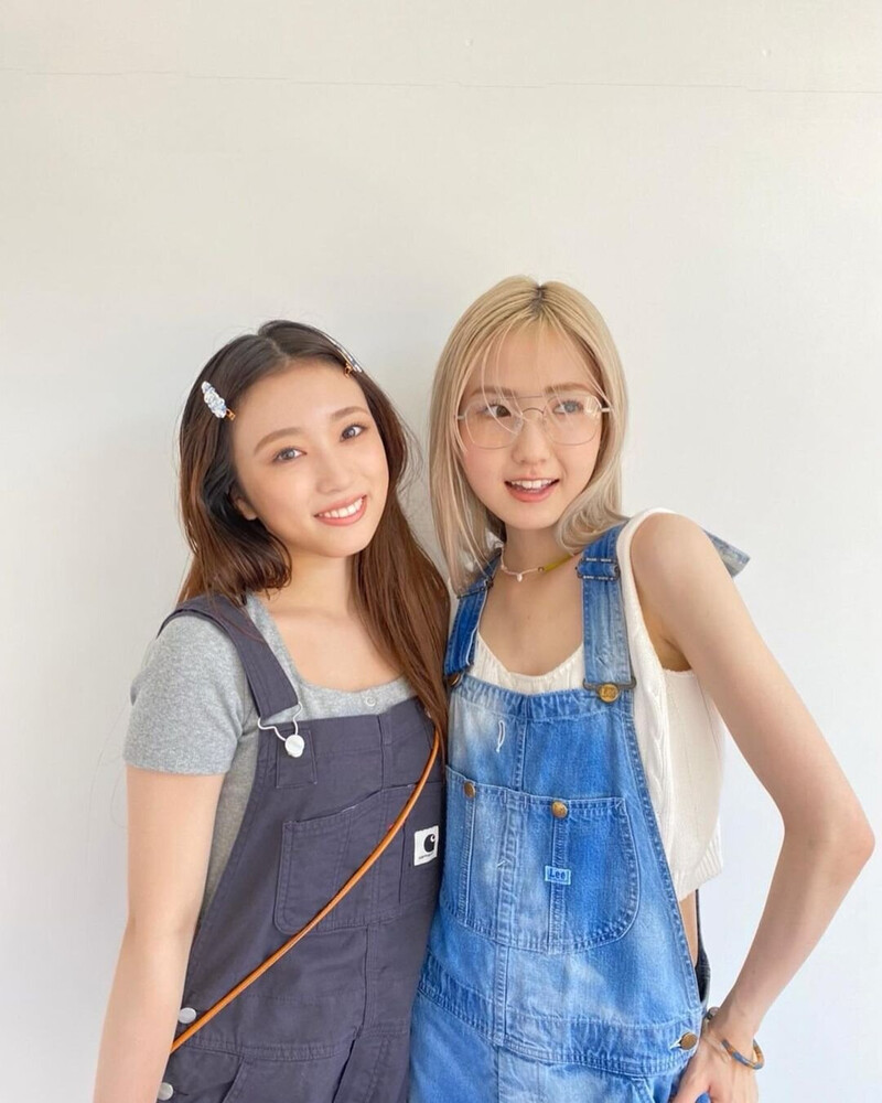 220802 Yabuki Nako and Hitomi Honda Instagram Update documents 4