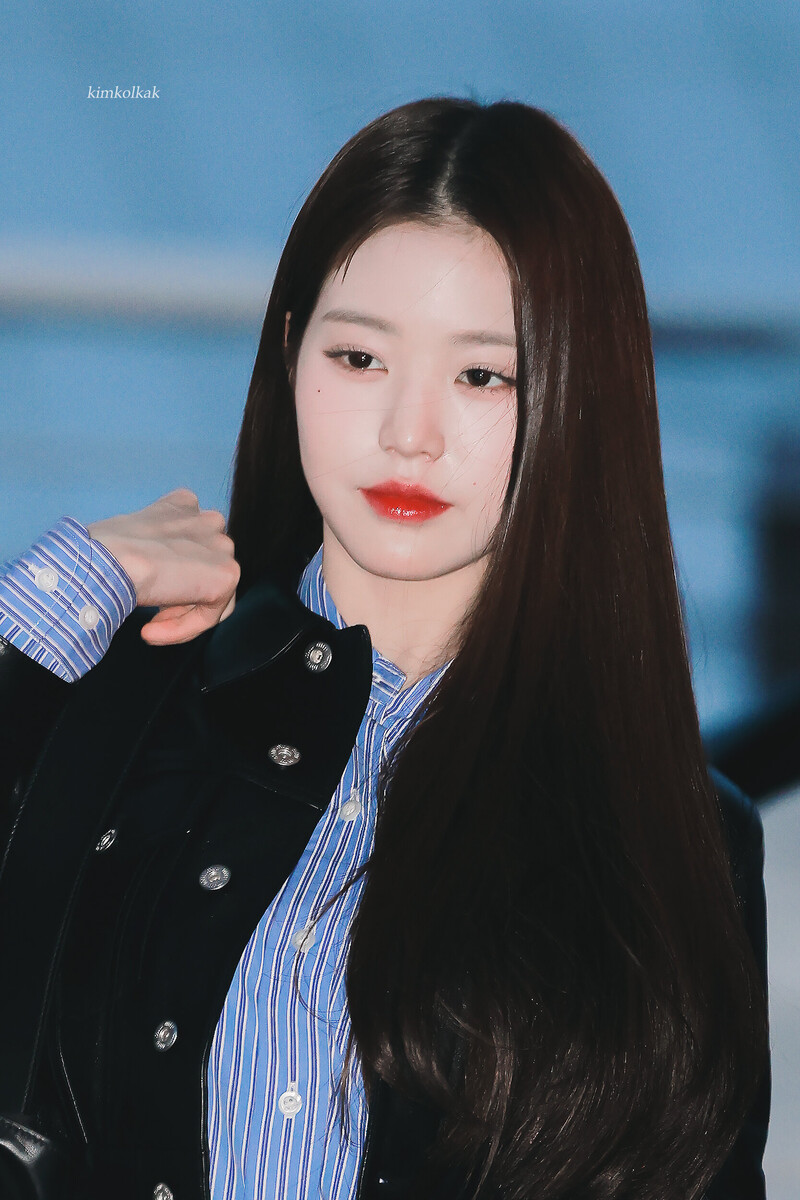 221112 IVE Wonyoung - Incheon Airport Departure | kpopping