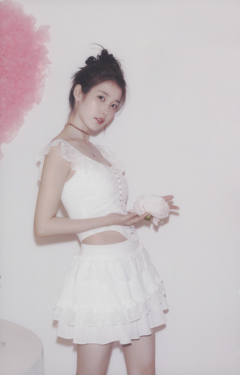 IU - 7th Official Fanclub Kit "UAENA" (Scans) documents 2