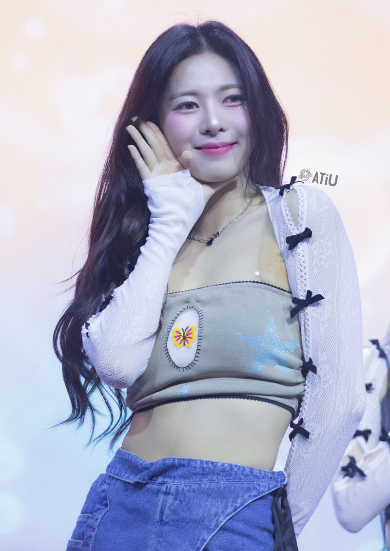 240203 tripleS Seo DaHyun - Authentic Concert in Seoul - Day 1 | kpopping