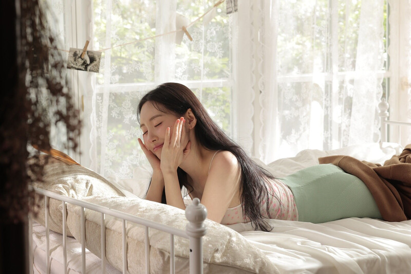 240613 Sunmi - "Balloon in Love" MV Filming Behind by Melon documents 3