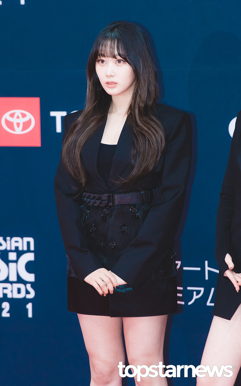 211211 aespa Giselle at MAMA 2021 Red Carpet documents 6