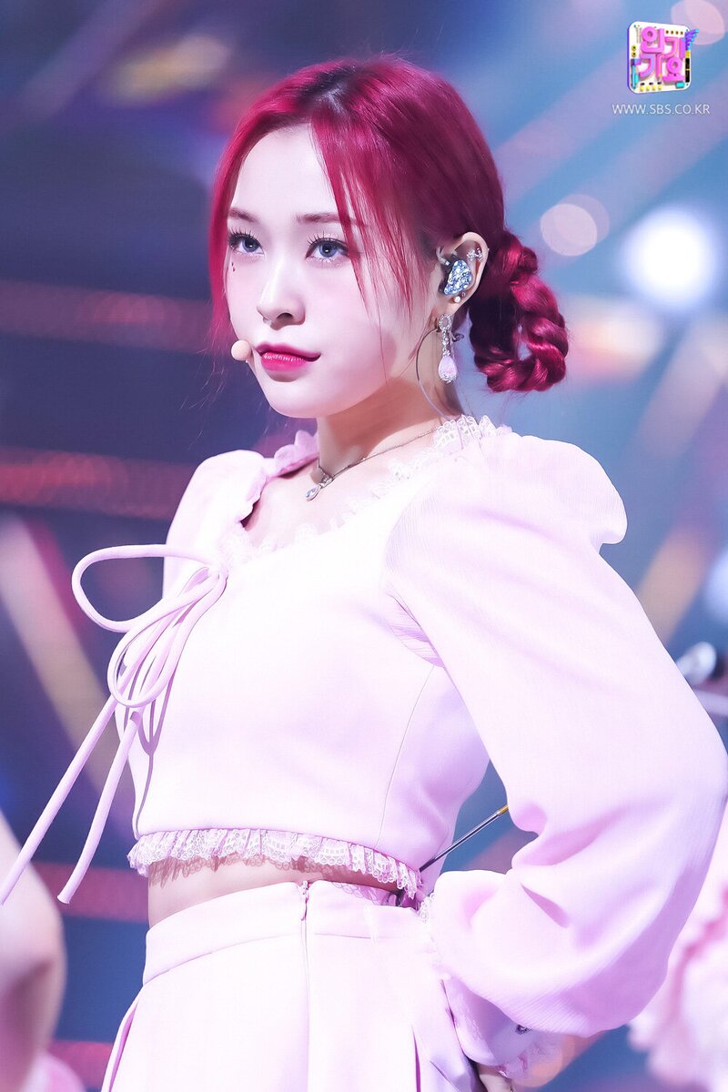 210815 Dreamcatcher - 'BEcause' at Inkigayo documents 2