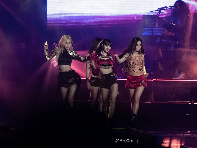 221025 BLACKPINK - 'BORN PINK' Concert in Dallas Day 1 documents 4