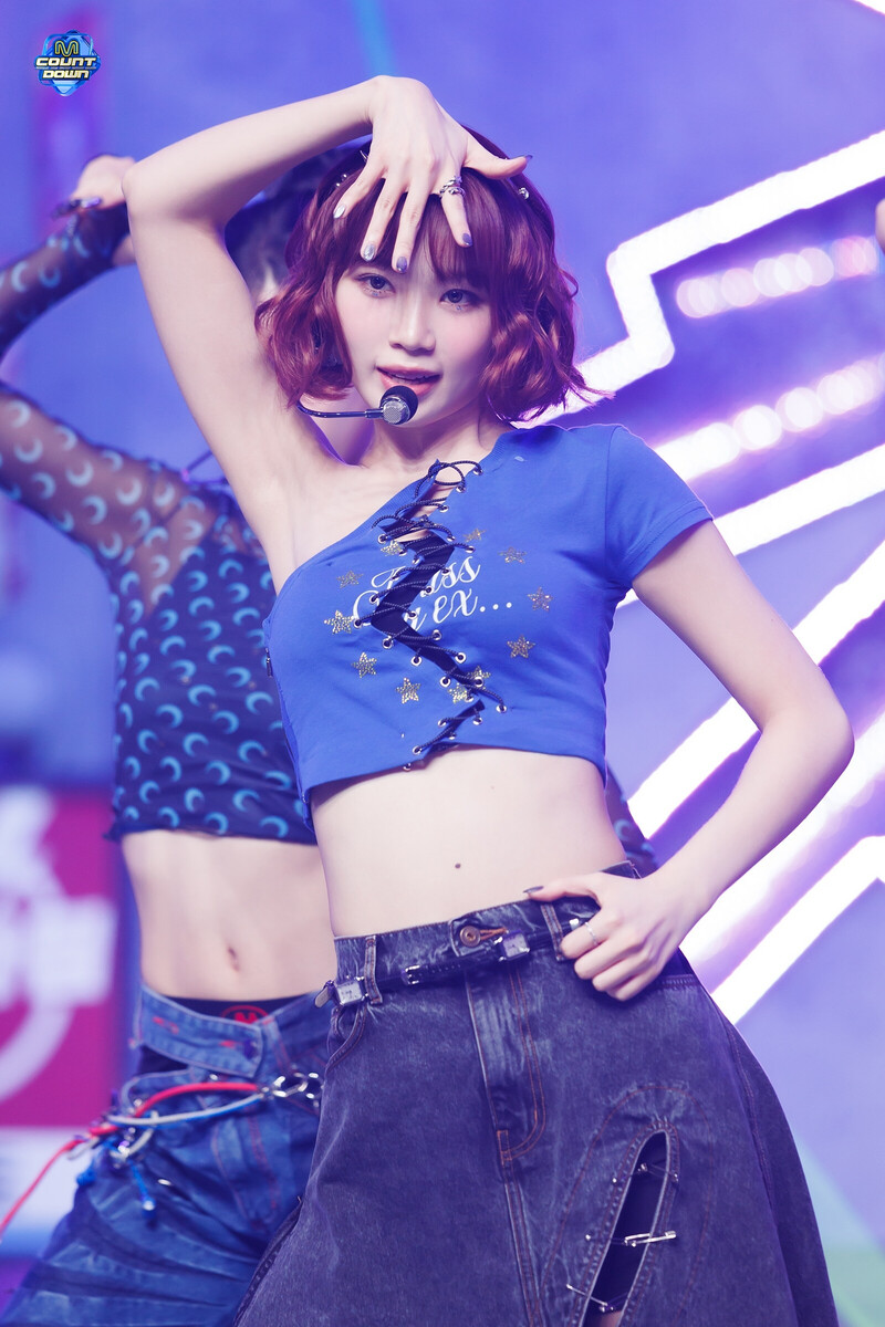 240905 LE SSERAFIM Chaewon - 'CRAZY' + '1-800-hot-n-fun' at M COUNTDOWN documents 3