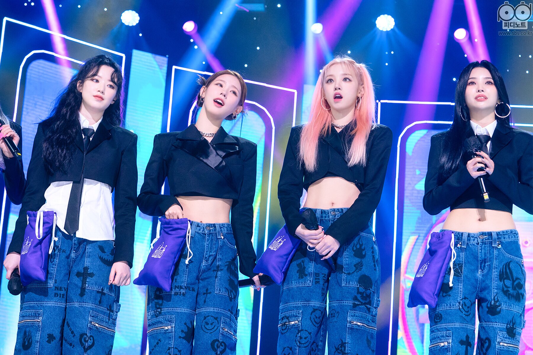 Recreating (G)I-DLE's Outfits from “Queencard” – THE YESSTYLIST