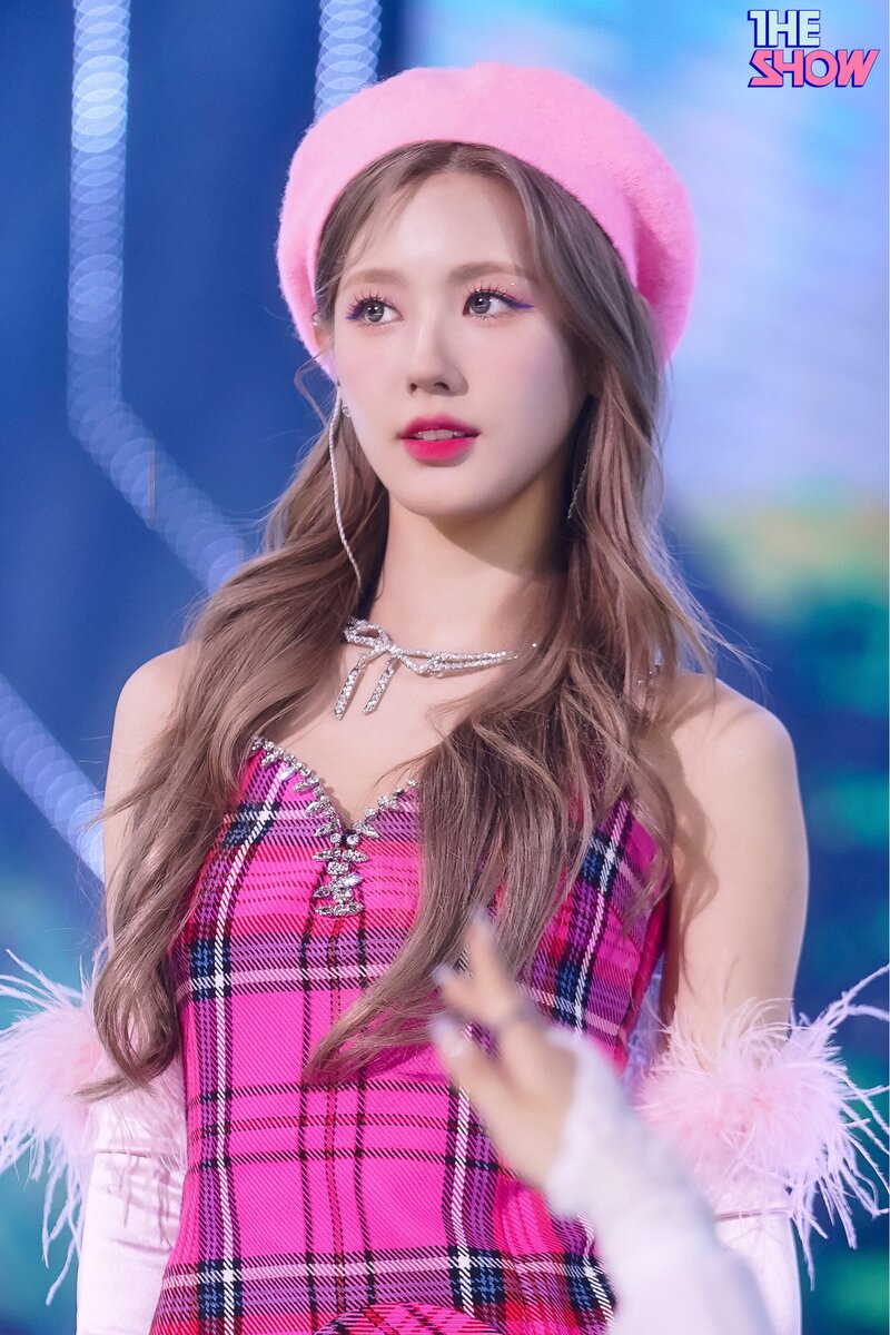 220503 (G)I-DLE Miyeon at The Show documents 2