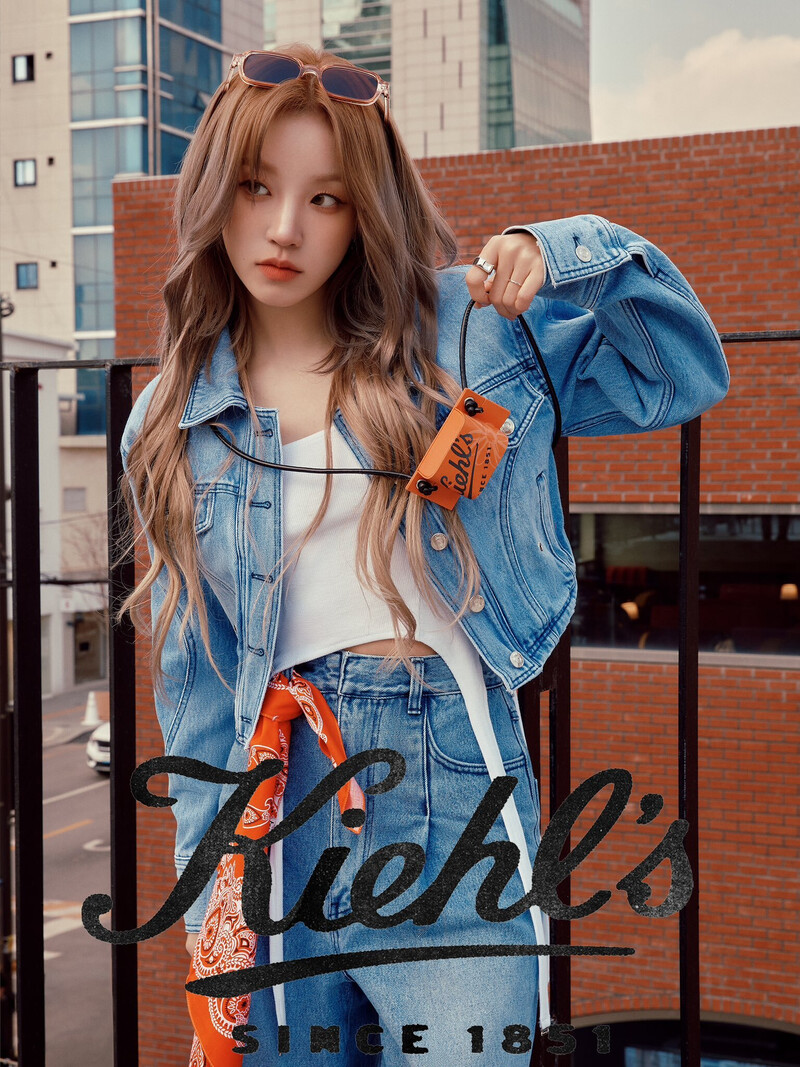 YUQI x Kiehls documents 6