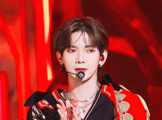 231202 ATEEZ YEOSANG - 'Crazy Form' at MUSIC!The Core | kpopping