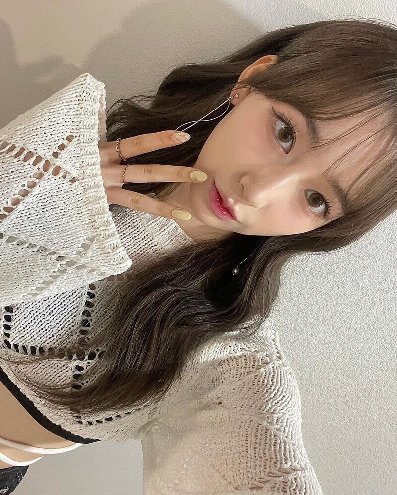 231021 - X:IN Instagram Update: HANNAH documents 3