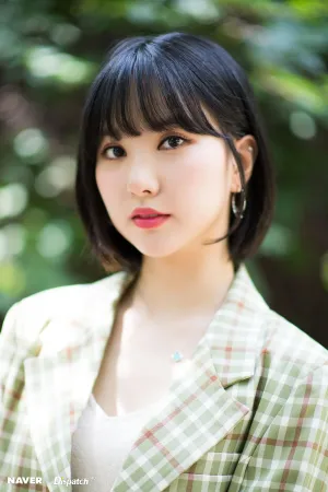 191009 GFRIEND Eunha photoshoot by Naver x Dispatch