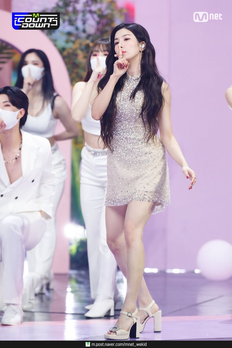 210826 Kwon Eunbi - 'Door' at M Countdown documents 11