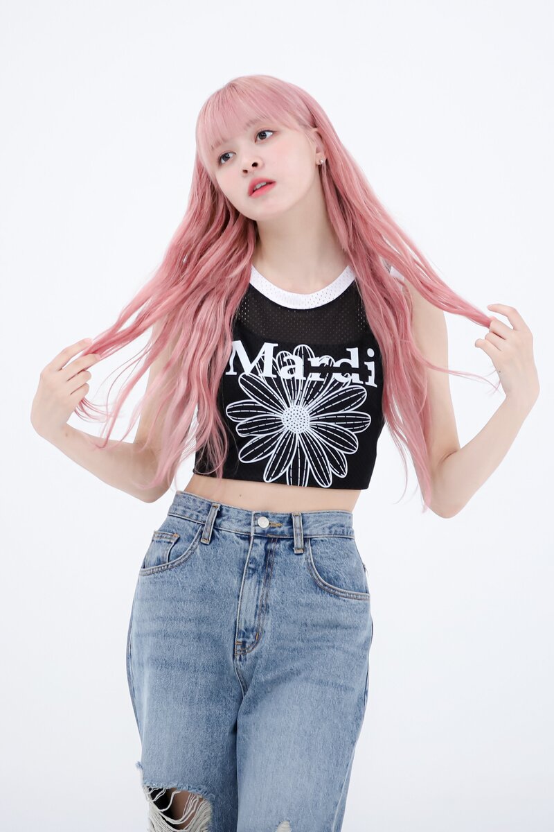 230711 MBC Naver - NMIXX Lily - Weekly Idol On-site Photos documents 3