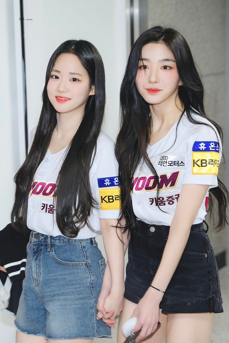 230419 tripleS Yoon SeoYeon & Park SoHyun documents 6