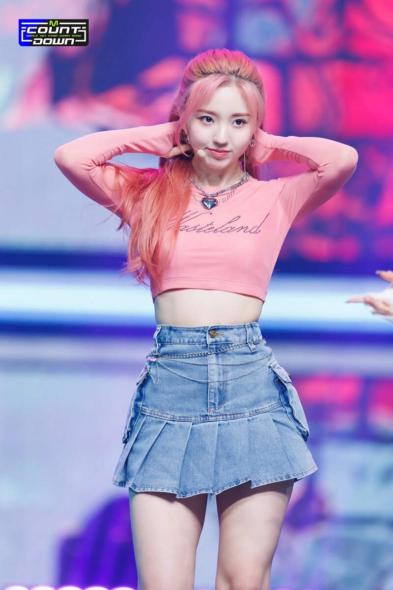 230420 Kep1er Yeseo 'Giddy' at M Countdown | kpopping