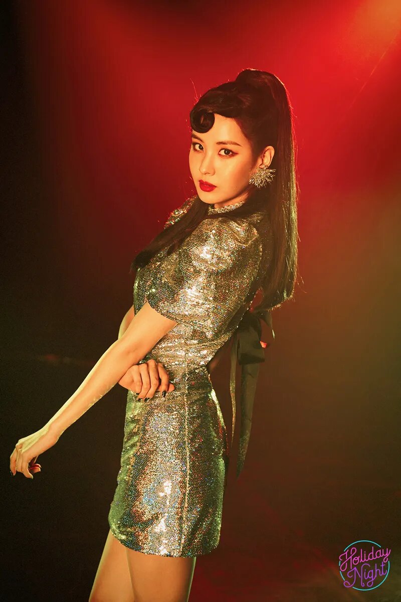 Girls'_Generation_Seohyun_Holiday_Night_concept_photo_(2).png