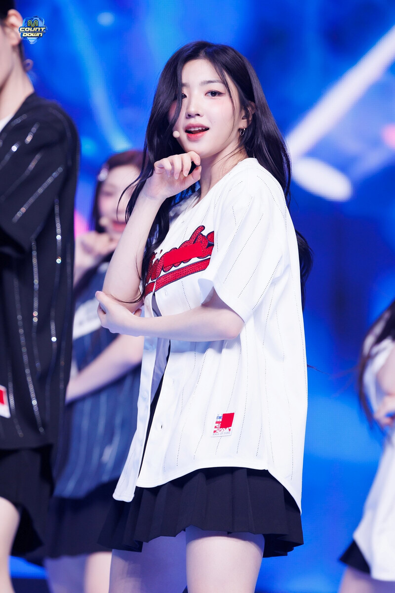 240523 tripleS Sohyun - 'Girls Never Die' at M COUNTDOWN documents 2