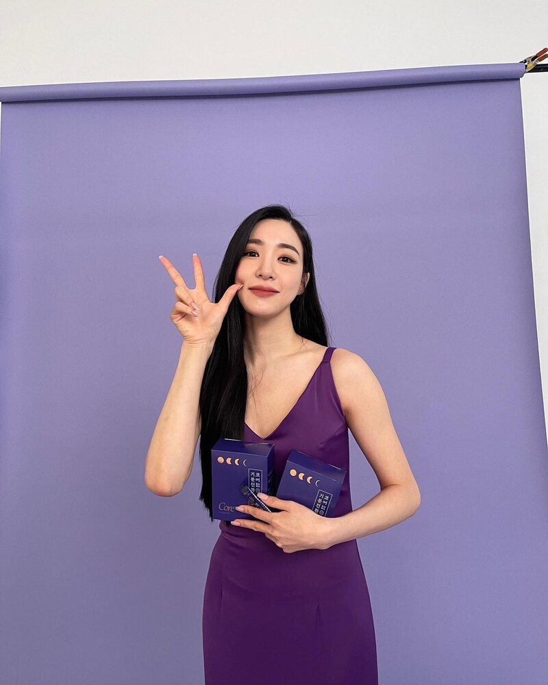 220224 Tiffany Young Instagram Update documents 2