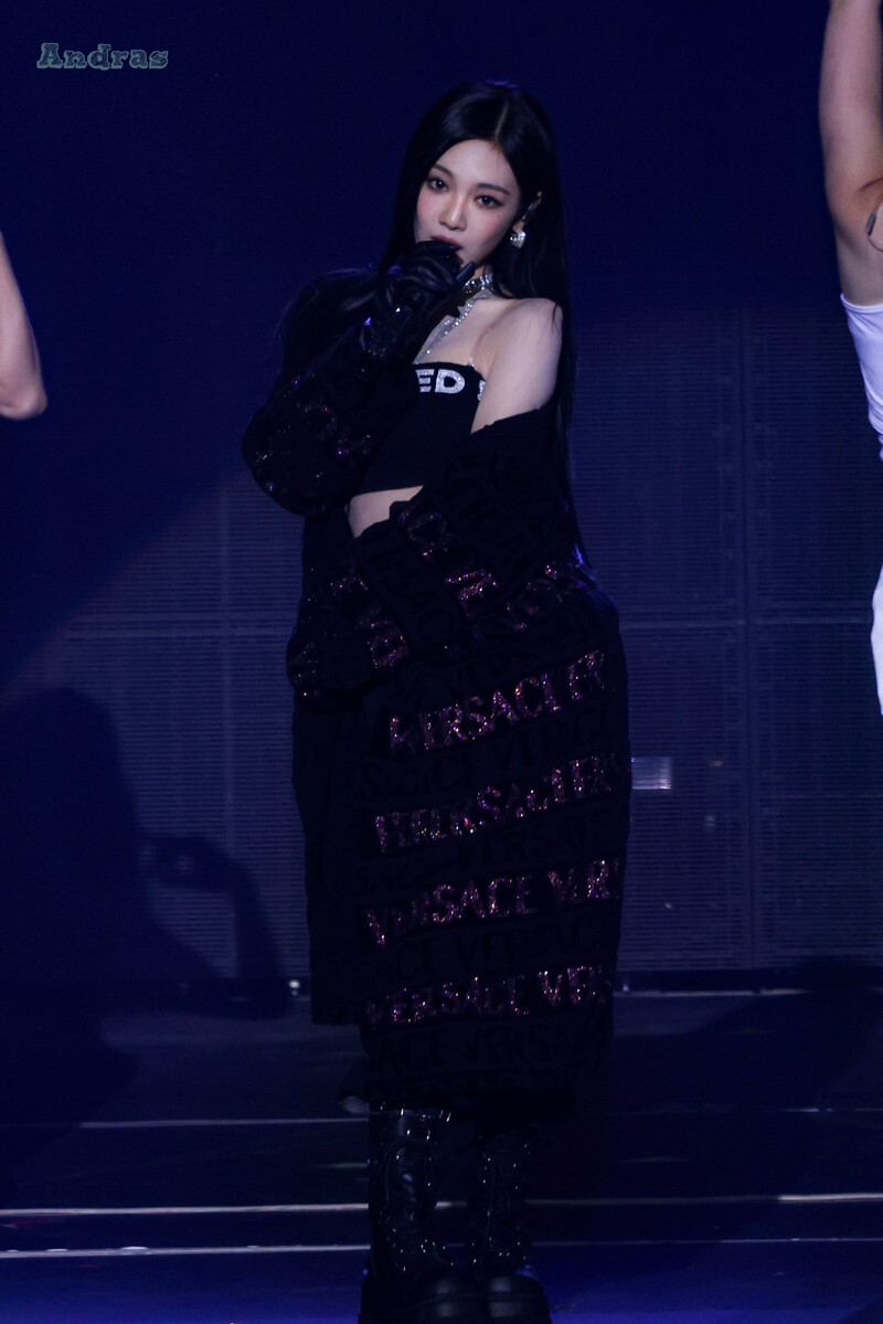 240922 aespa Ningning - ‘SYNK : Parallel Line’ Tour in Macau Day 2 documents 2